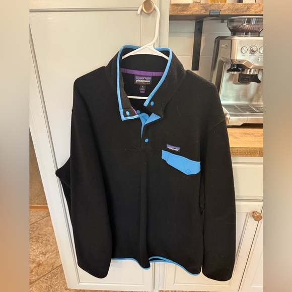 Patagonia Other - Patagonia Black and Blue Men's Pullover